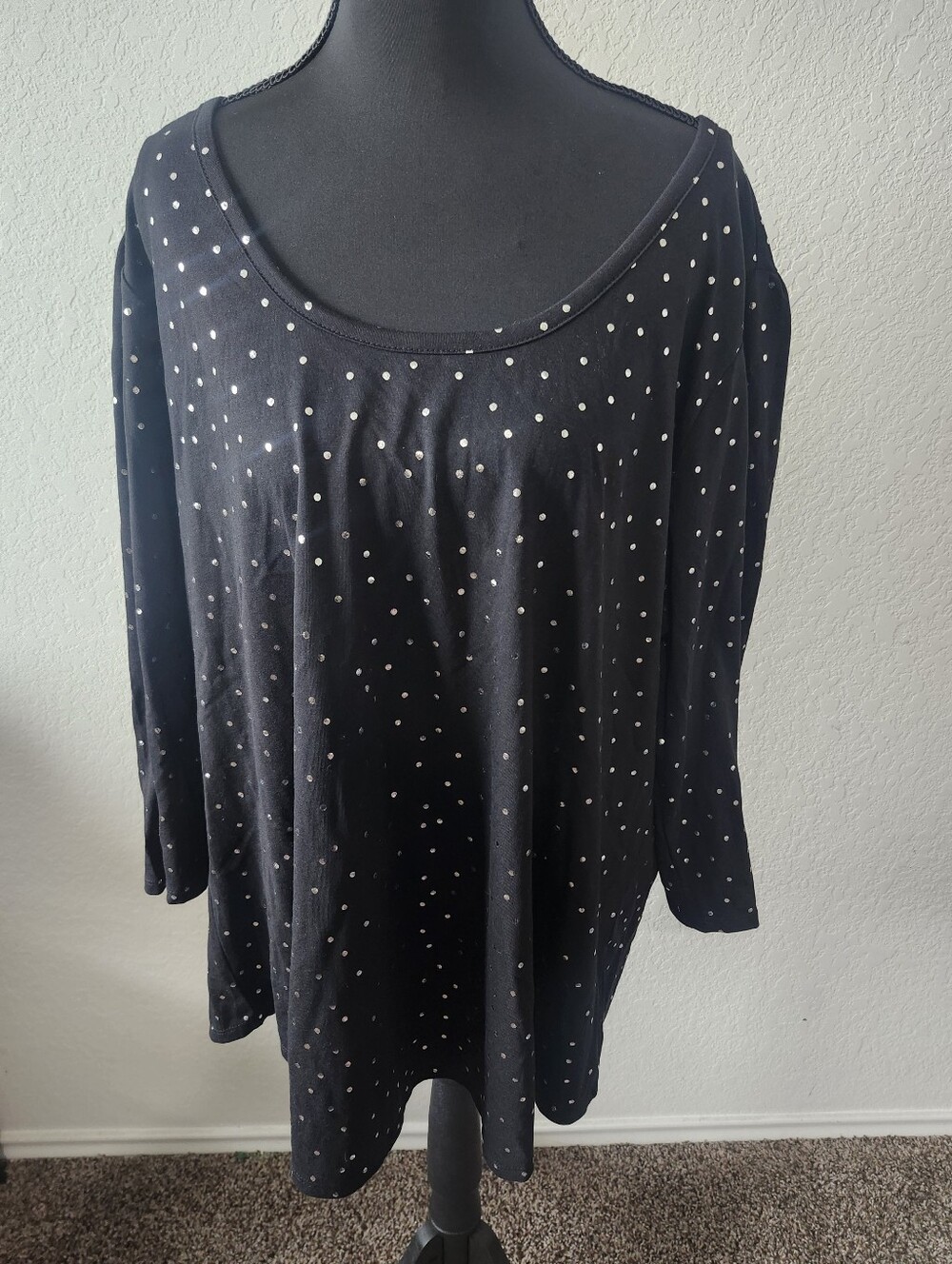 Lane Bryant Size 18/20 Black With Silver Polka Dots 3/4 Sleeve T-Shirt